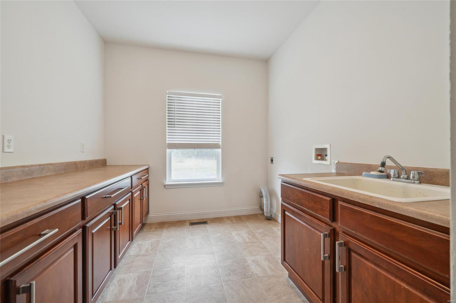730 Hesemann Ridge Court Property Photo 18