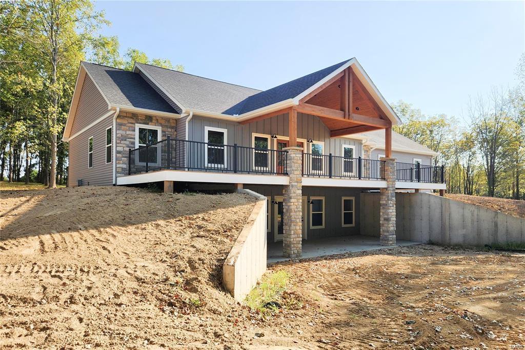 247 Pecan Landing Lane Property Photo 2