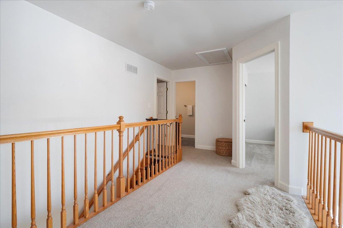 219 Emerald Vale Drive Property Photo 28