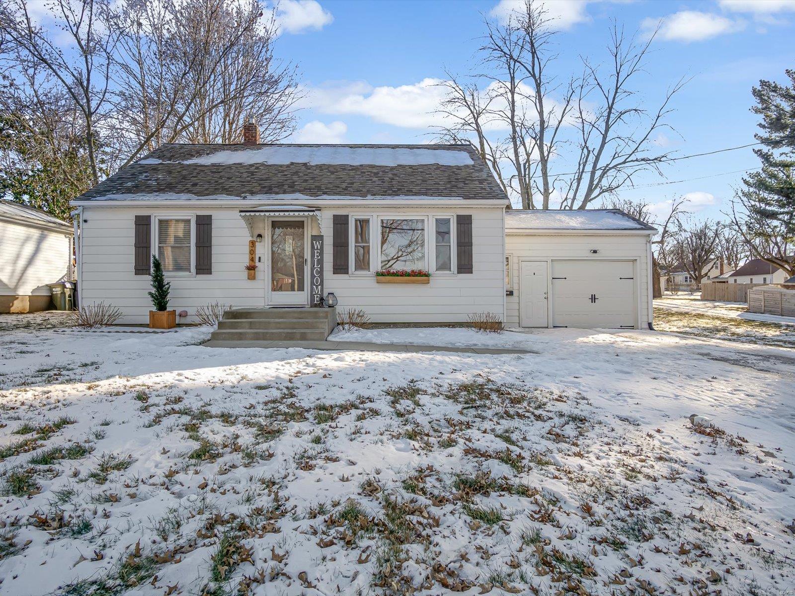 304 Columbia Avenue Property Photo