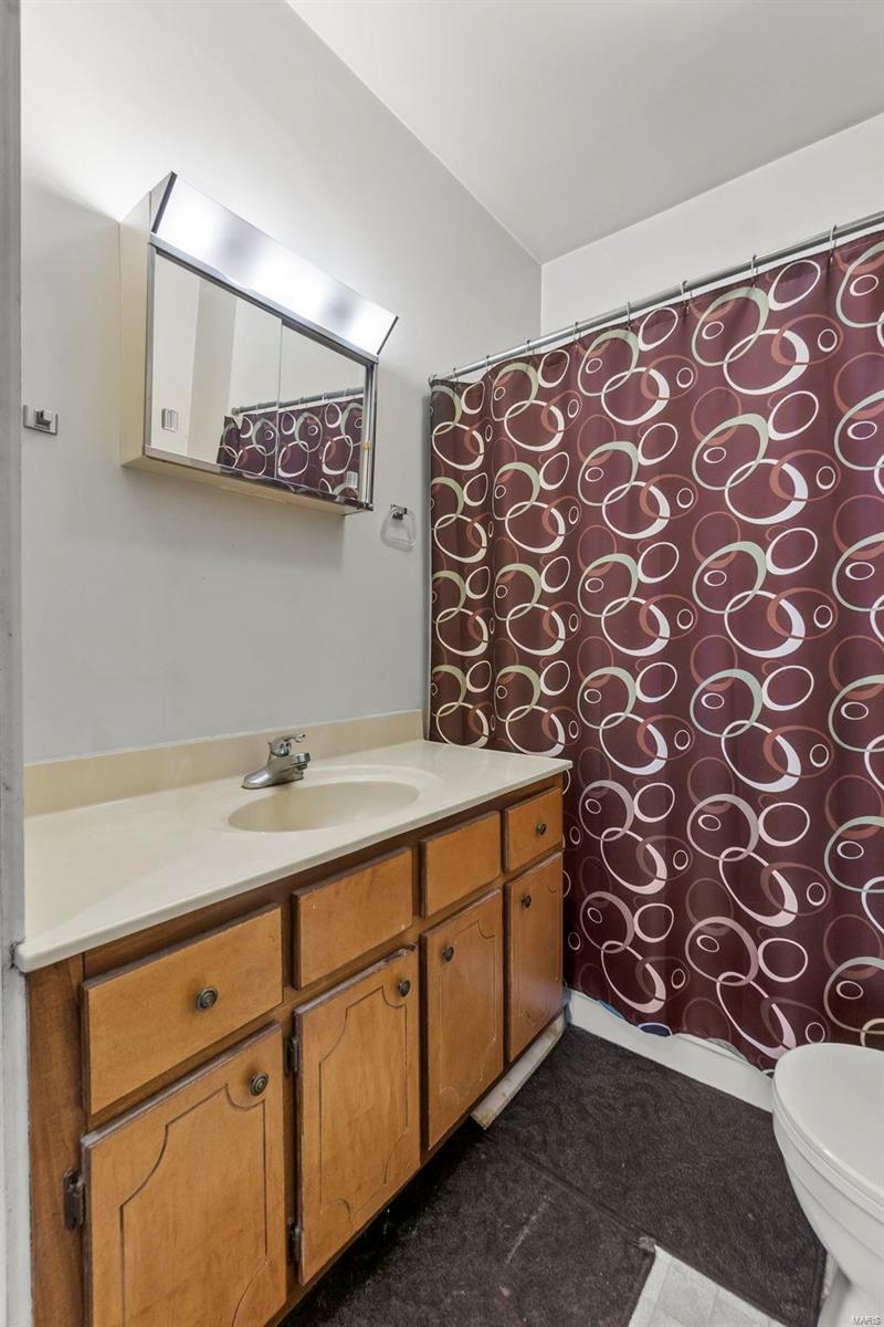 604 N Fountain Street Property Photo 13