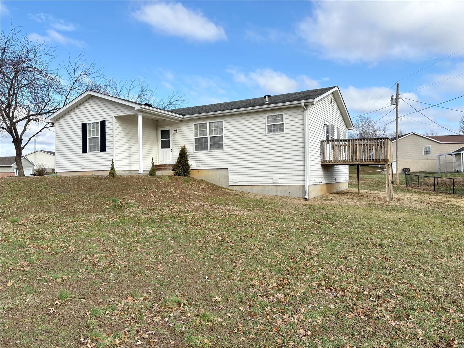 813 Breeze Court Property Photo 2