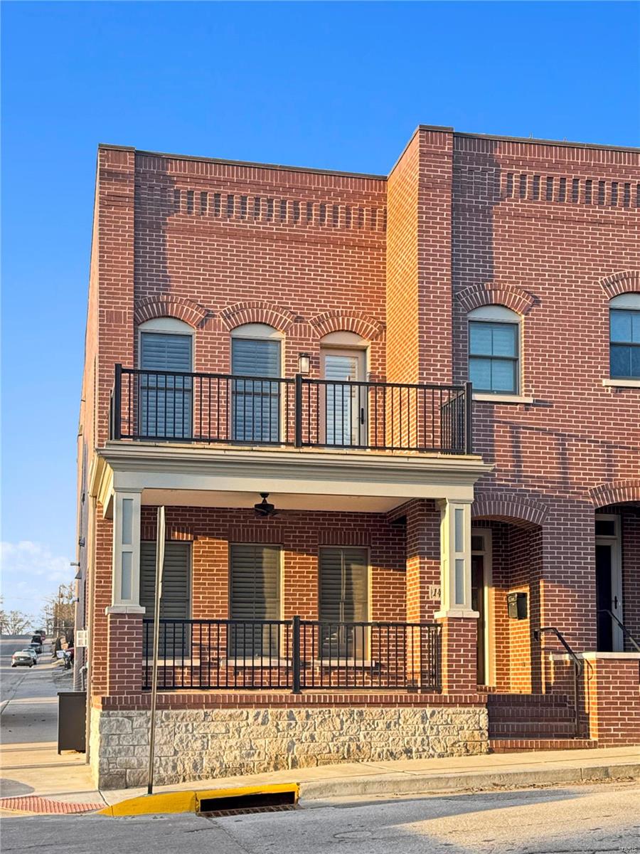 14 E Main Street Property Photo
