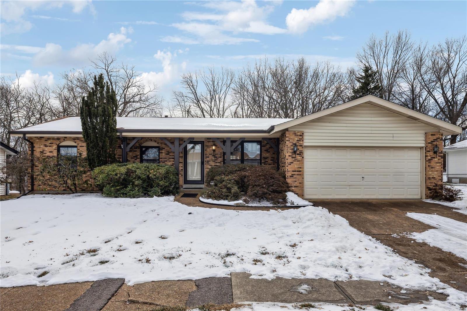 2384 England Town Road Property Photo 1