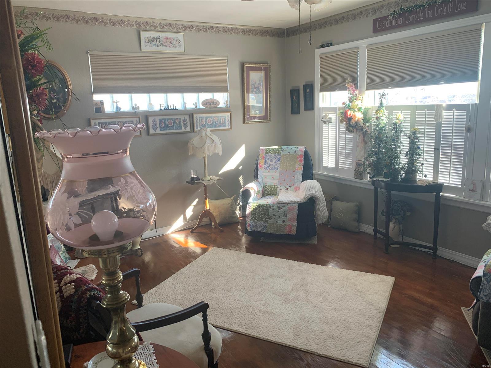 526 E Ste Maries Street Property Photo 3