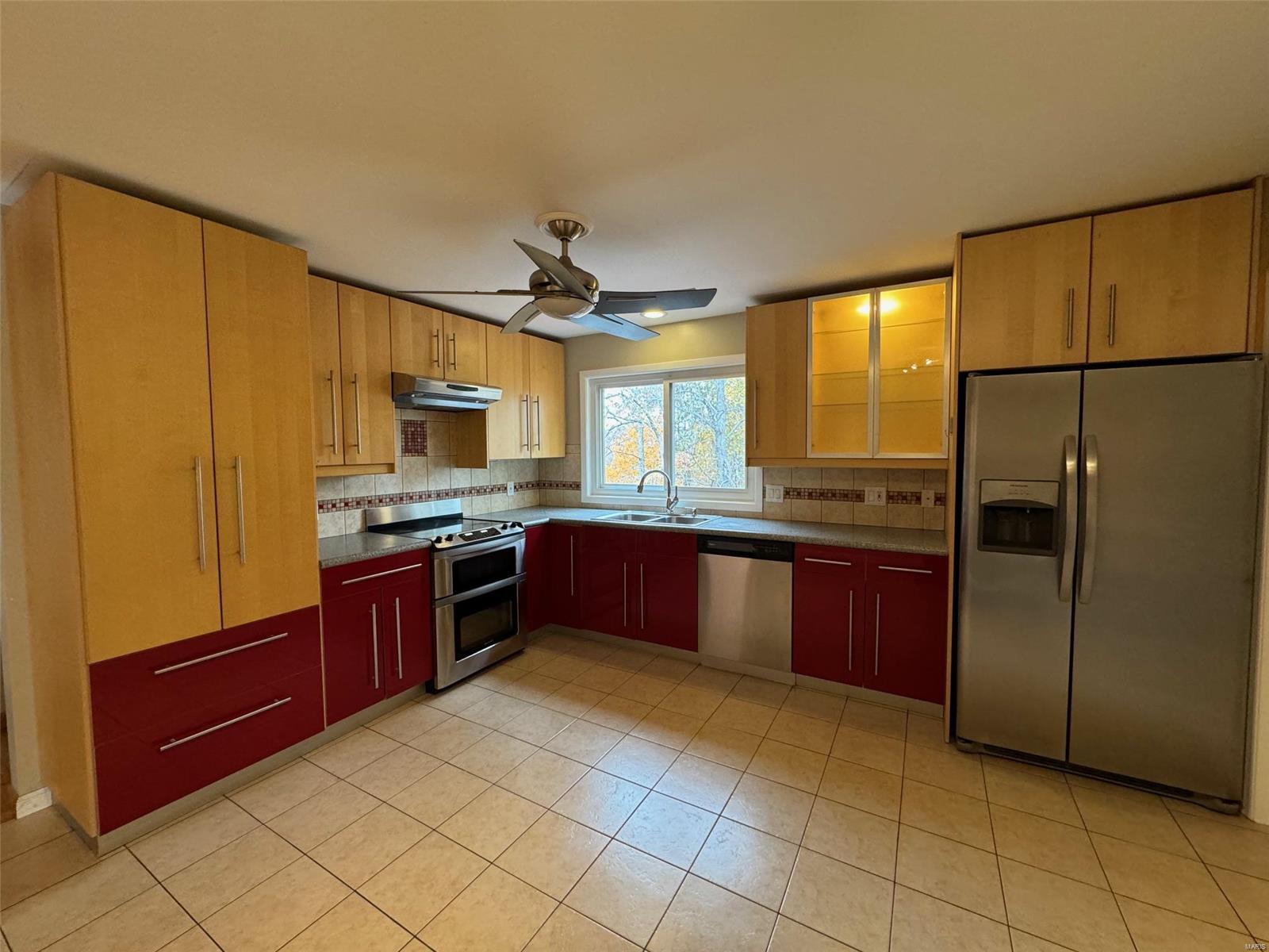 12383 Woodline Drive Property Photo 5