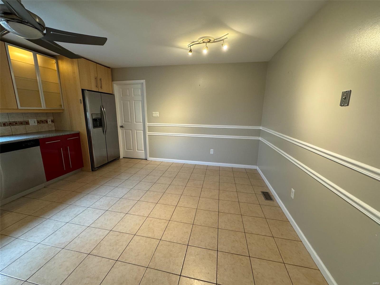 12383 Woodline Drive Property Photo 9