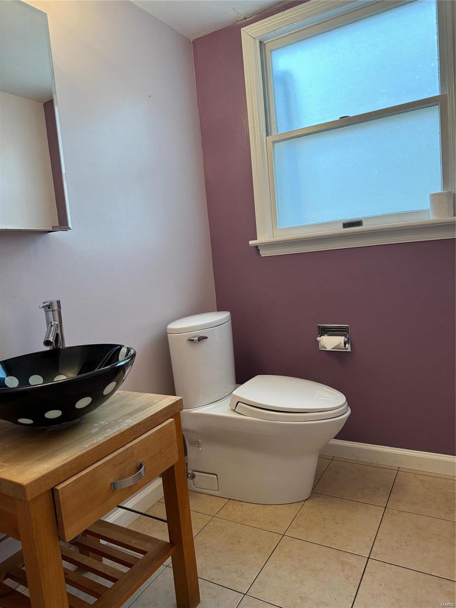 12383 Woodline Drive Property Photo 10