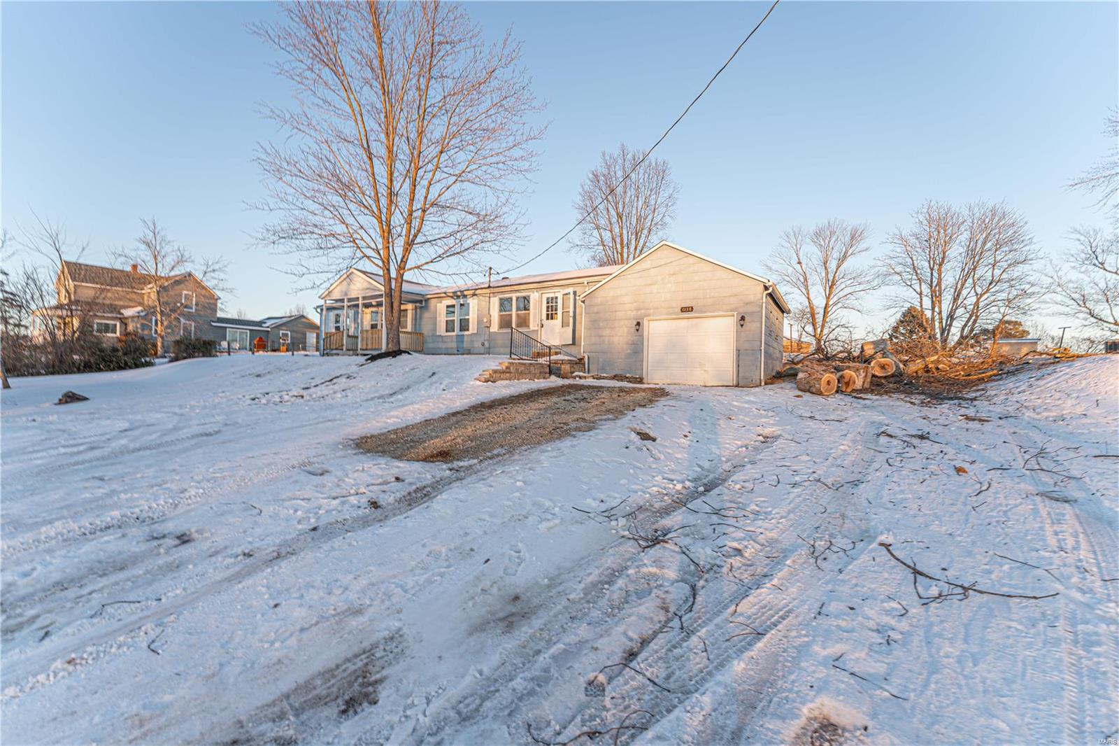 1138 N Washington Avenue Property Photo 2