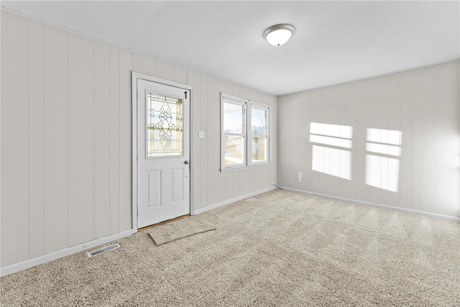 1138 N Washington Avenue Property Photo 4