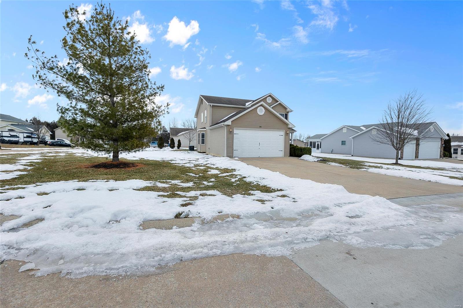 208 Rockport Property Photo 3