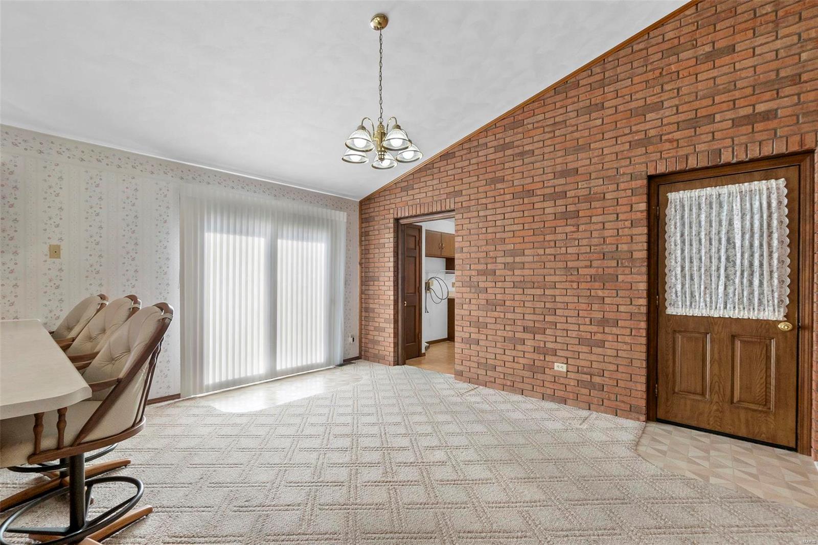 413 Huber Road Property Photo 6