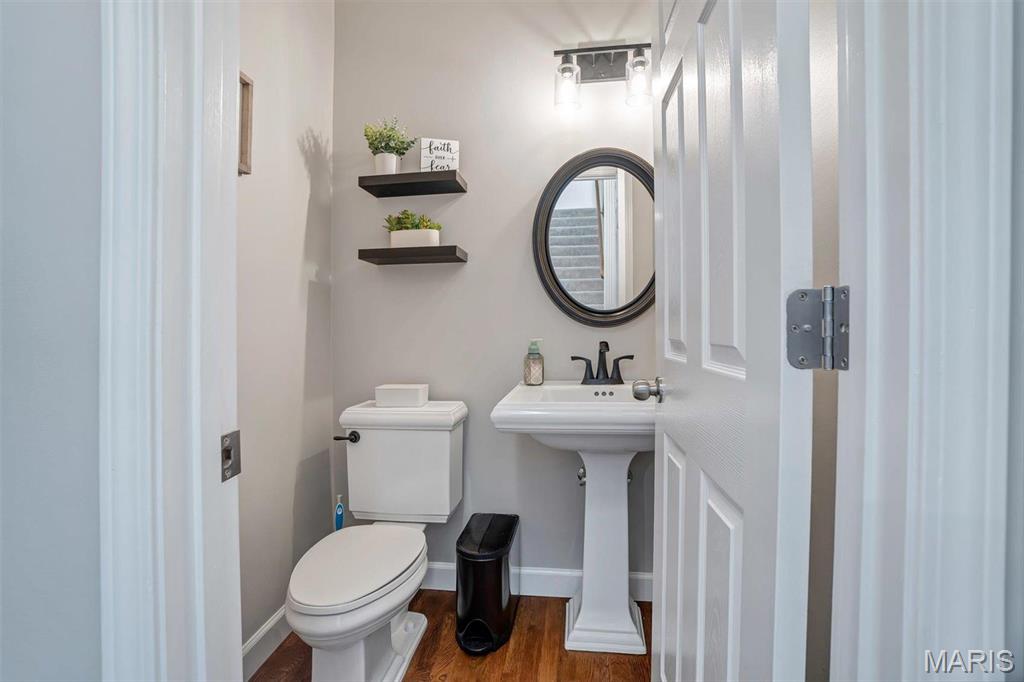 997 Sheffield Forest Court Property Photo 20