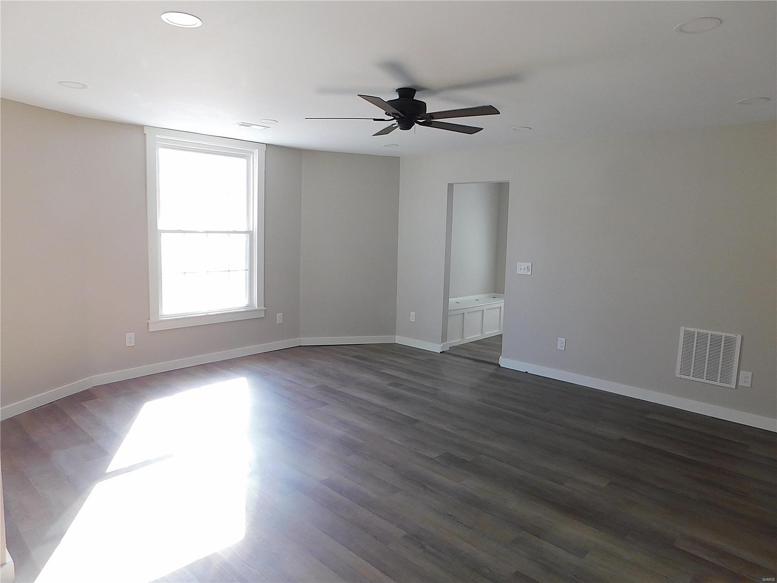 412 N 5th Street Property Photo 5