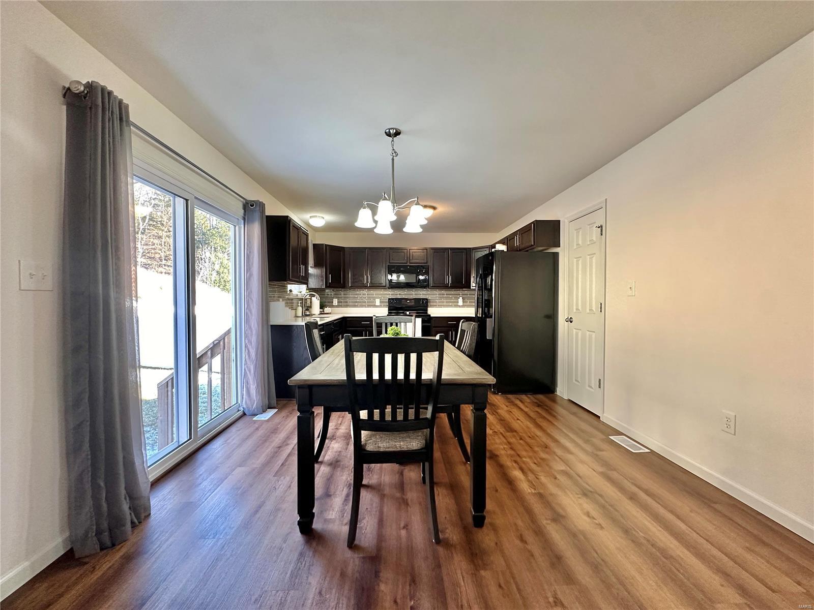 1021 Remington Drive Property Photo 3