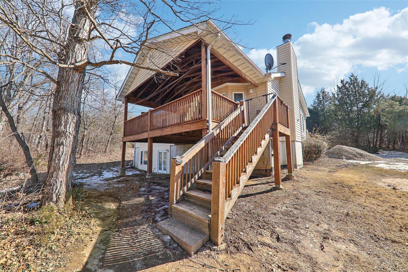 4043 E Shore Drive Property Photo 5