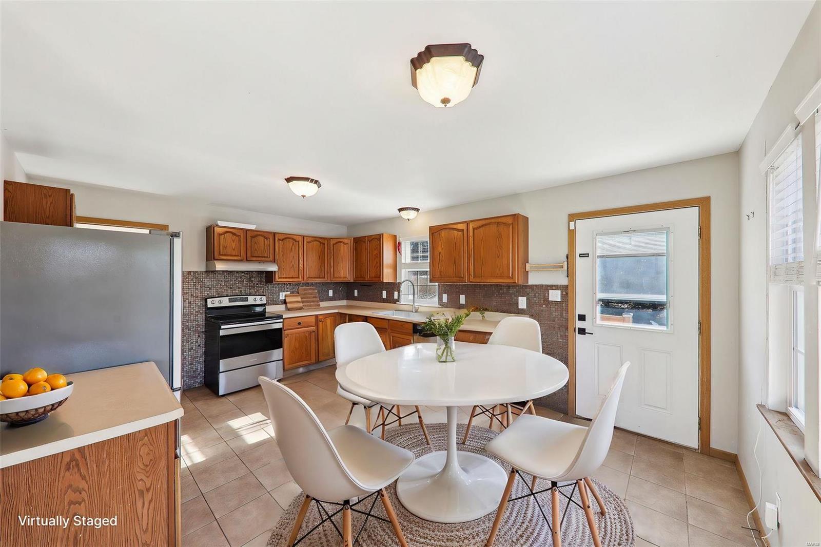 4043 E Shore Drive Property Photo 15