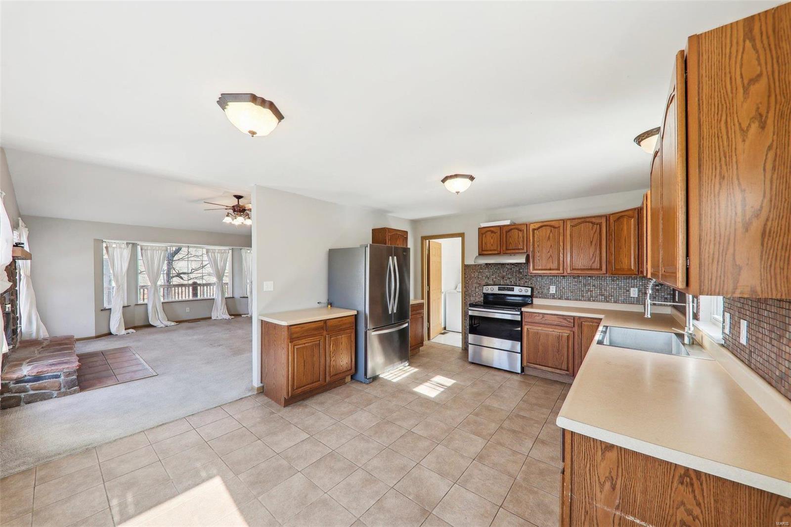 4043 E Shore Drive Property Photo 17