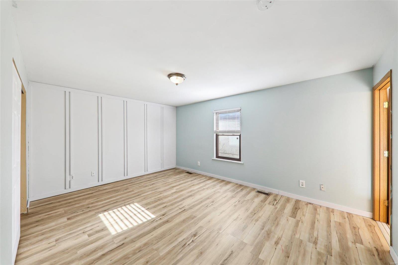 4043 E Shore Drive Property Photo 29