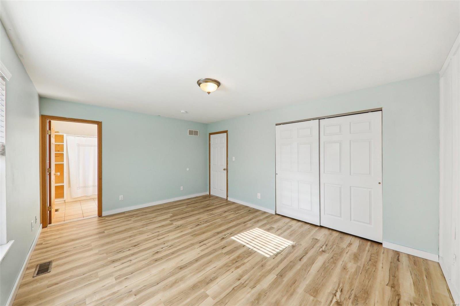 4043 E Shore Drive Property Photo 30