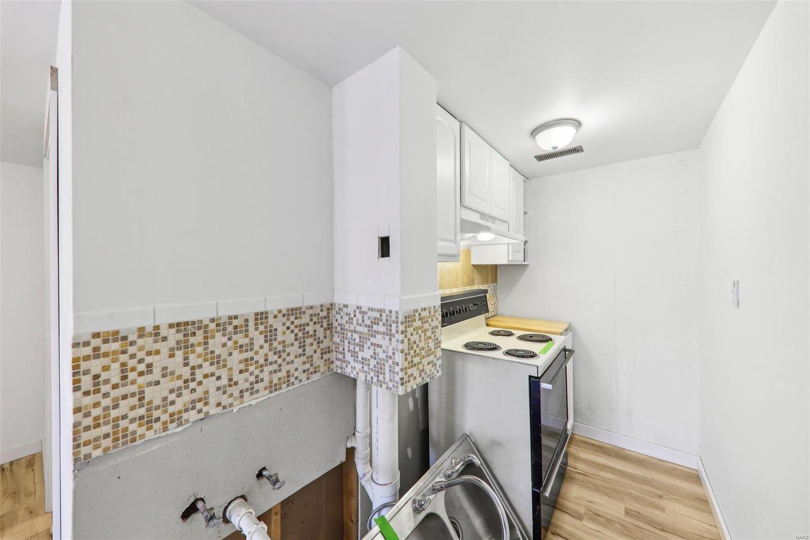 4043 E Shore Drive Property Photo 39