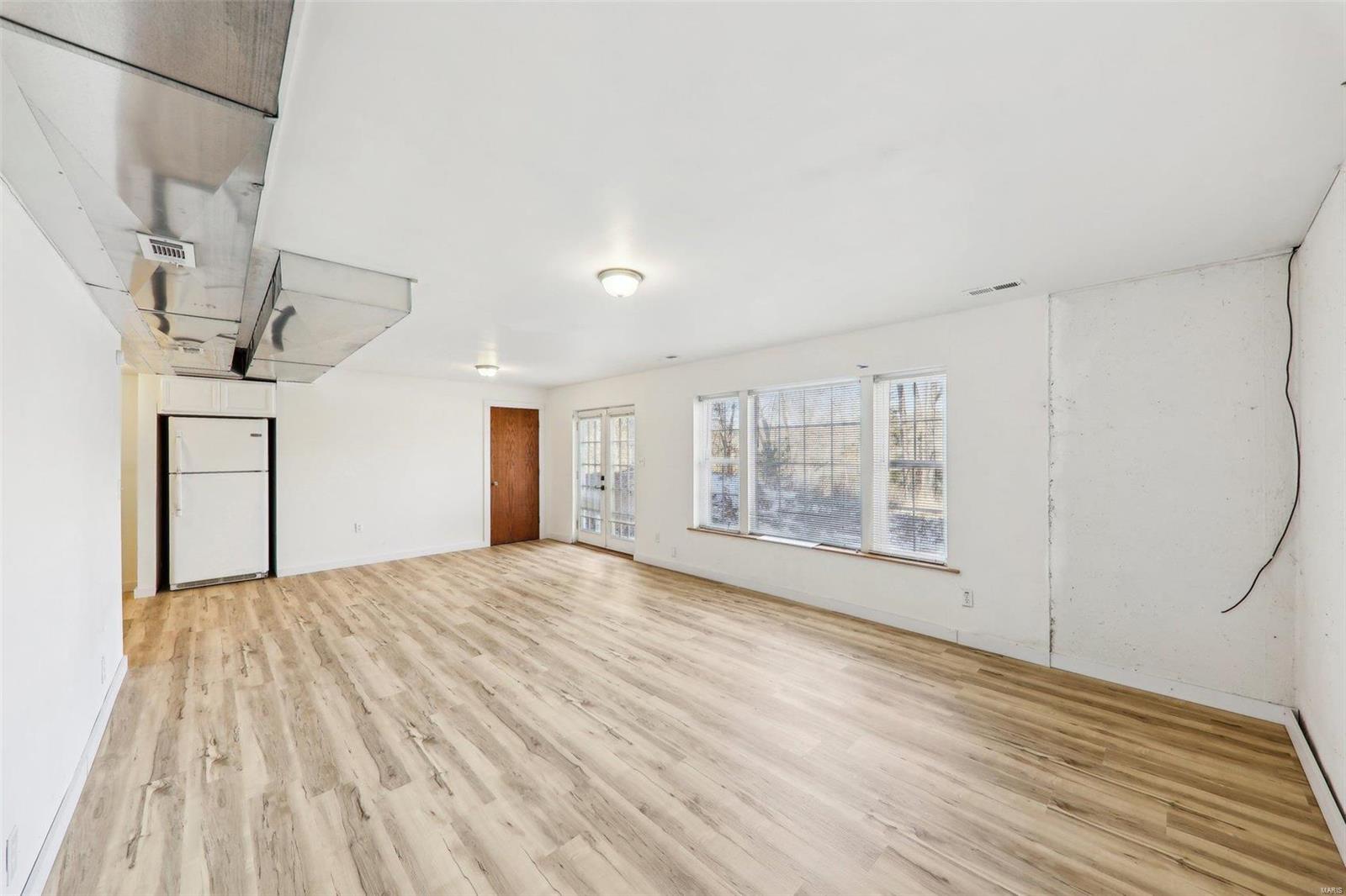 4043 E Shore Drive Property Photo 41