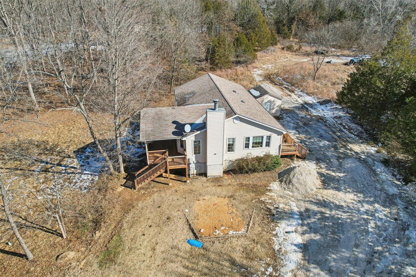 4043 E Shore Drive Property Photo 46