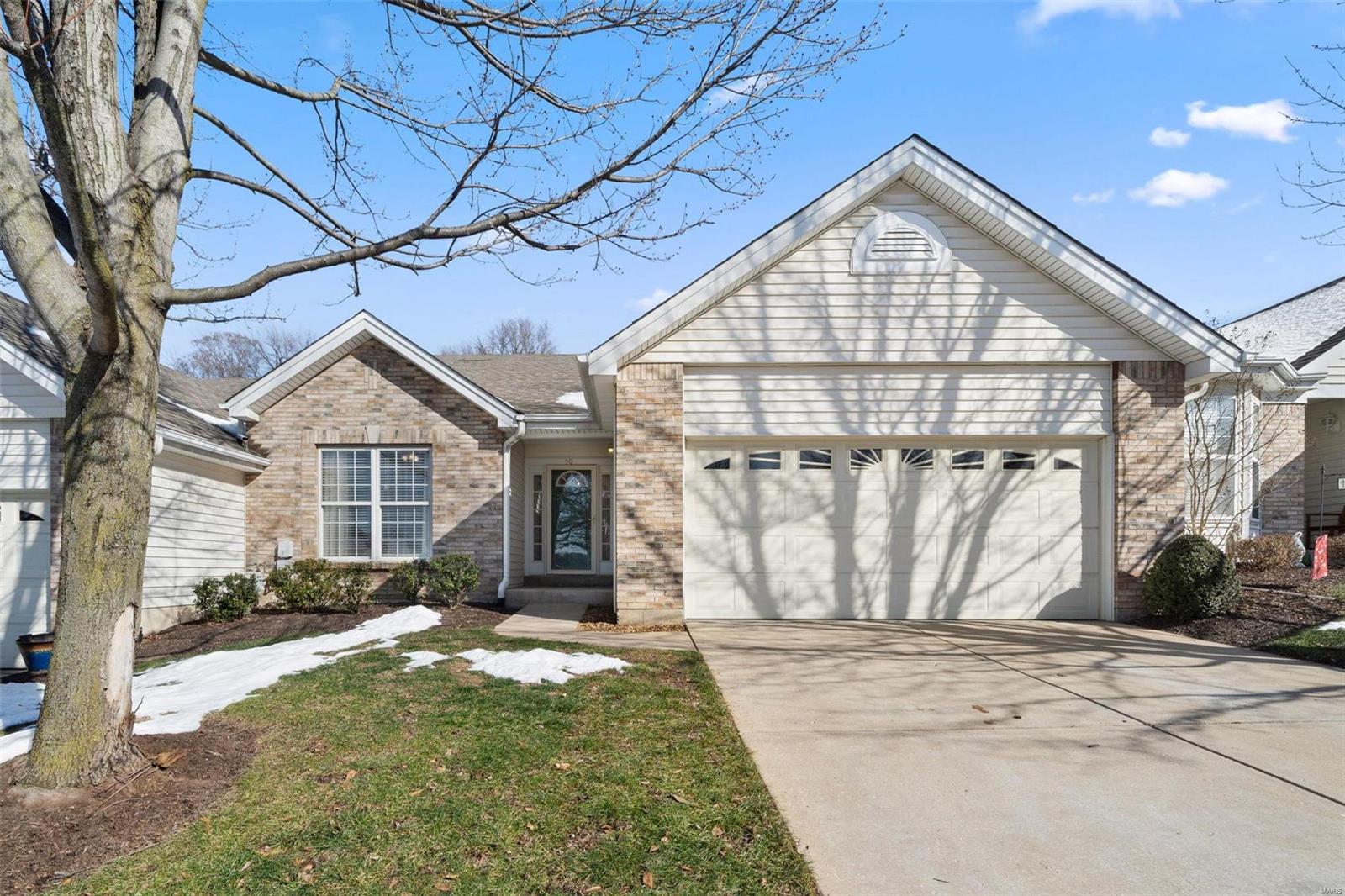 50 N Trumbull Circle 43b Property Photo 1