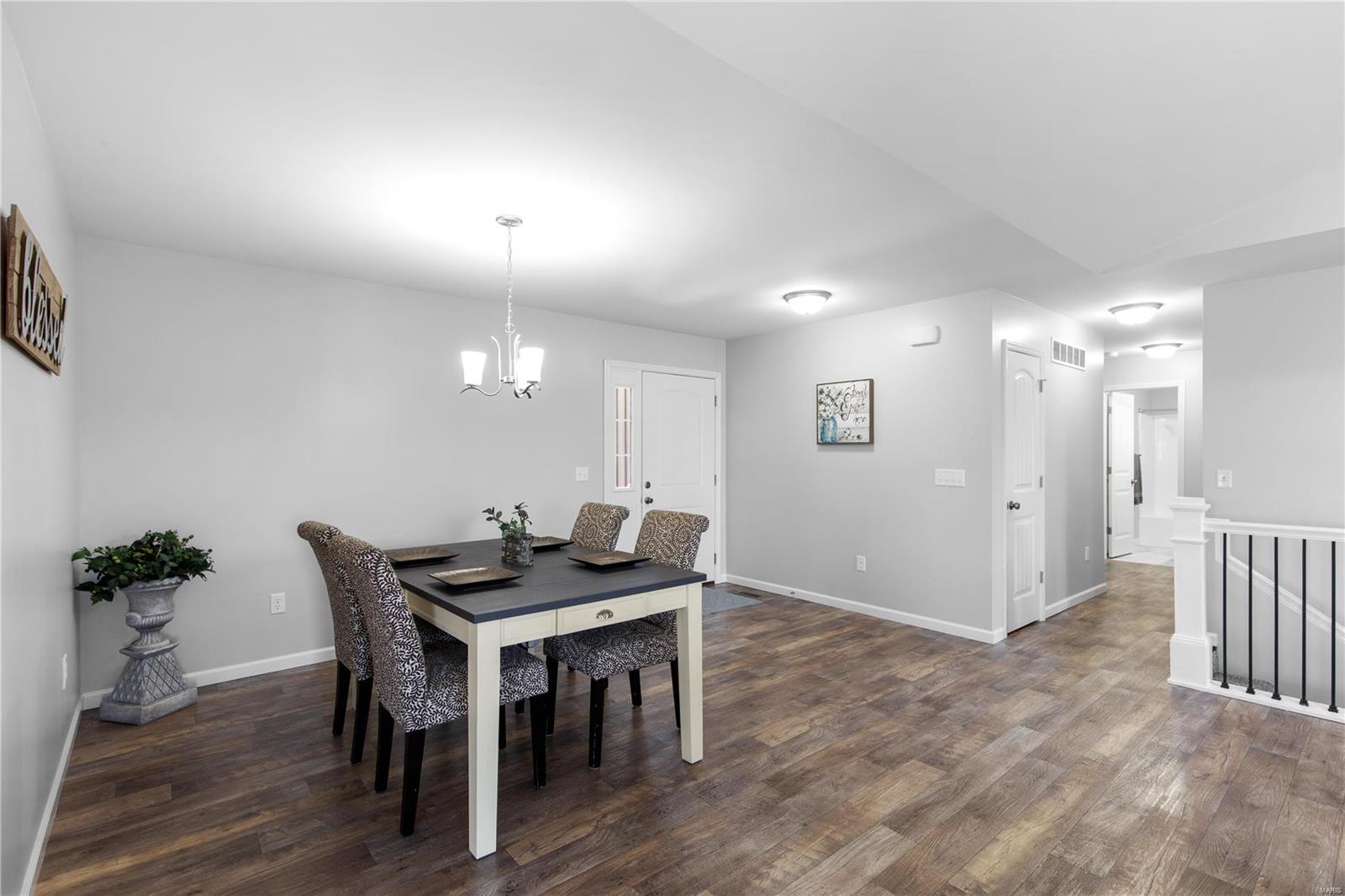 209 Auburn Ridge Drive Property Photo 12
