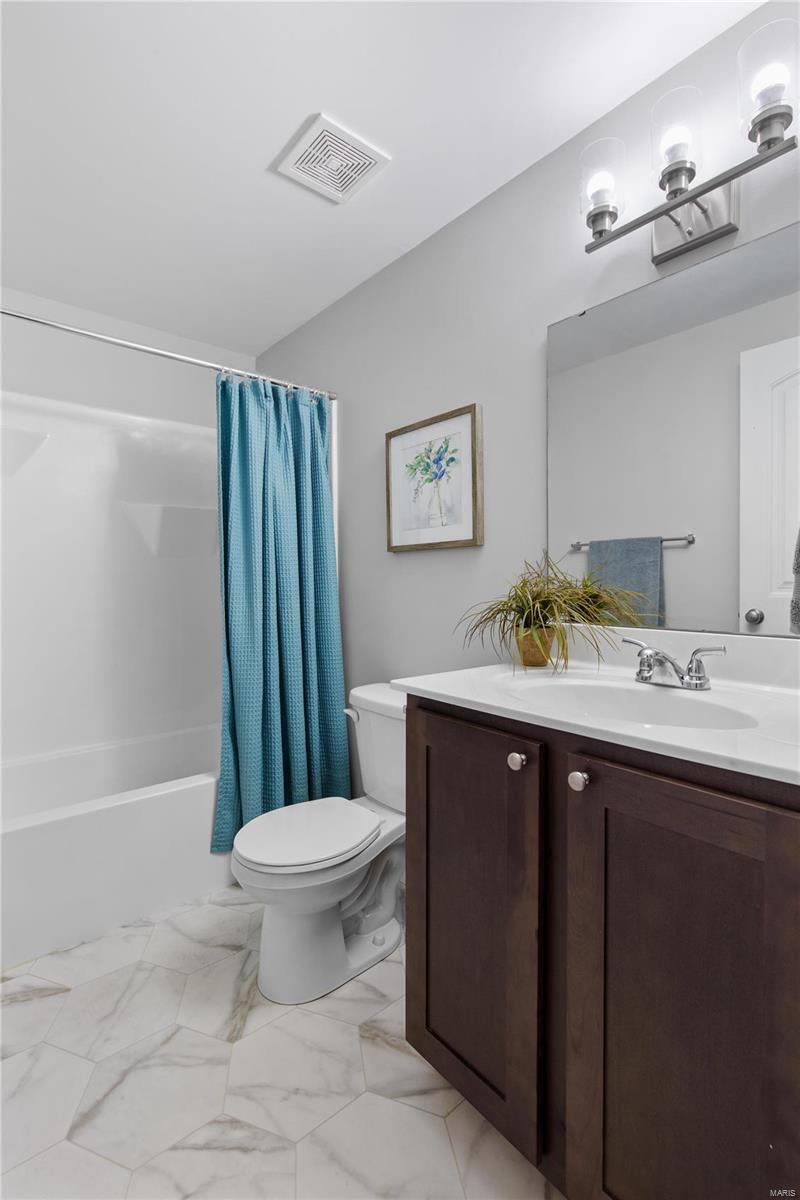 209 Auburn Ridge Drive Property Photo 24