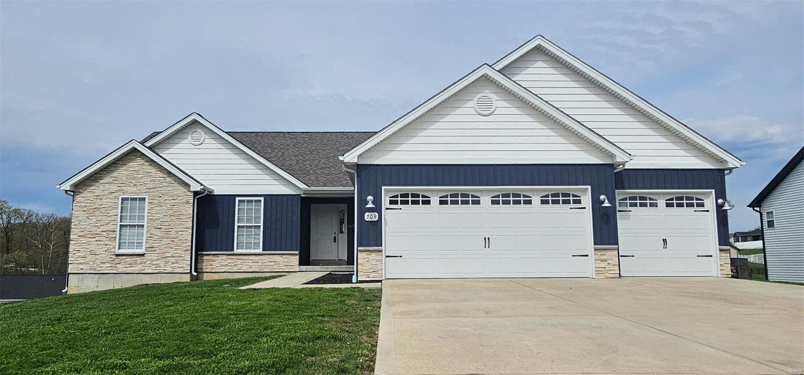 209 Auburn Ridge Drive Property Photo 27