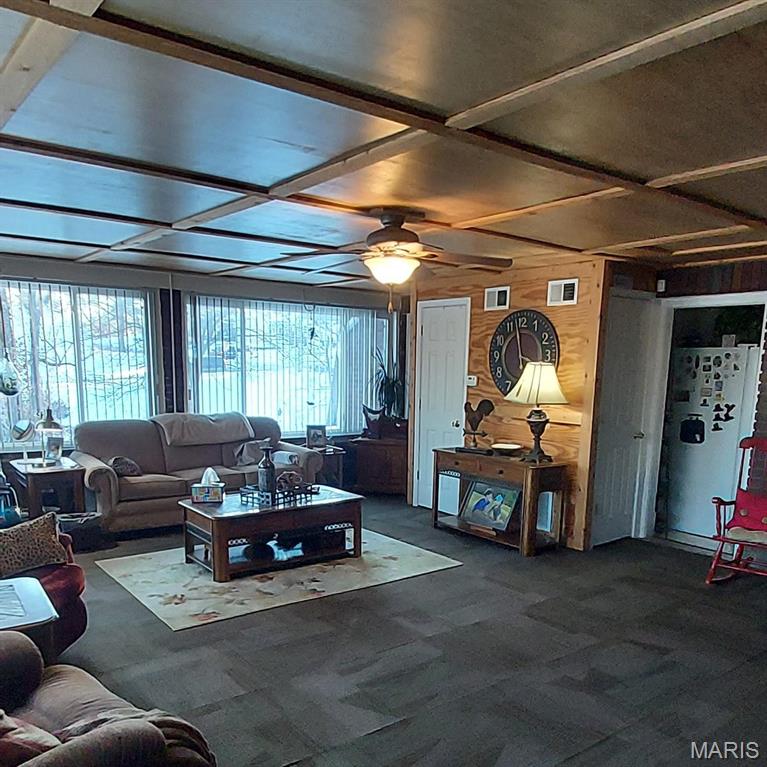 2106 Lackland Road Property Photo 9