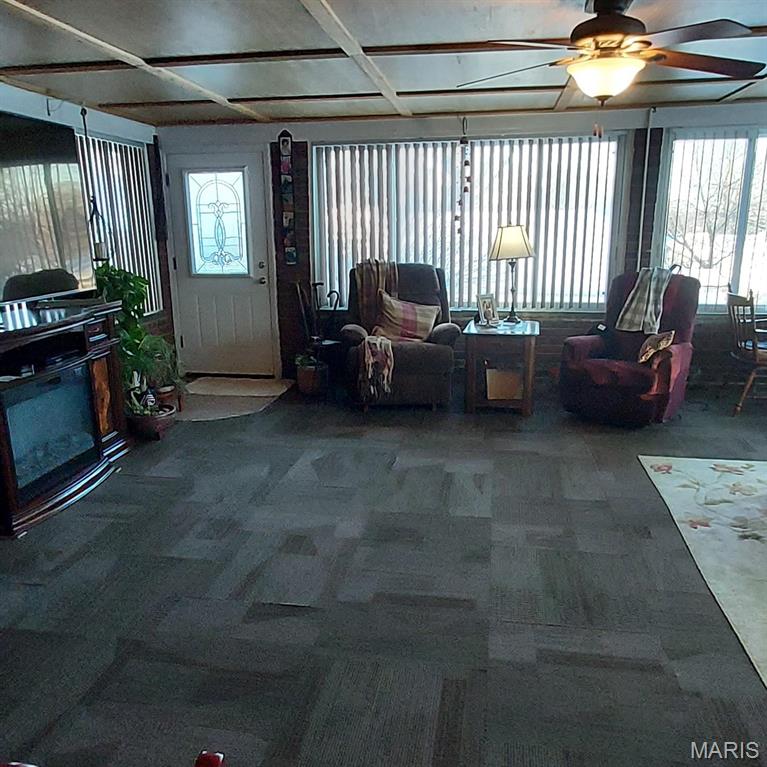 2106 Lackland Road Property Photo 11