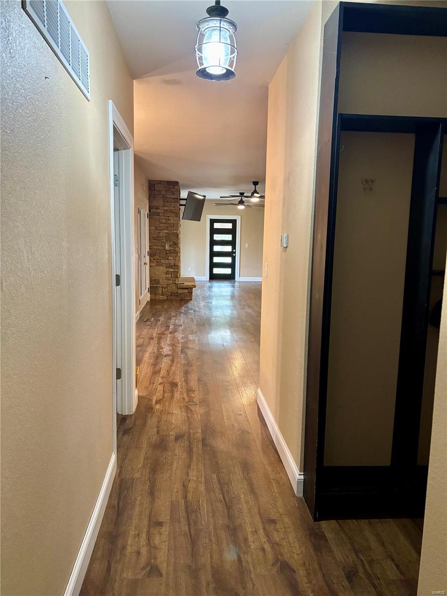 15096 Highway T Property Photo 11