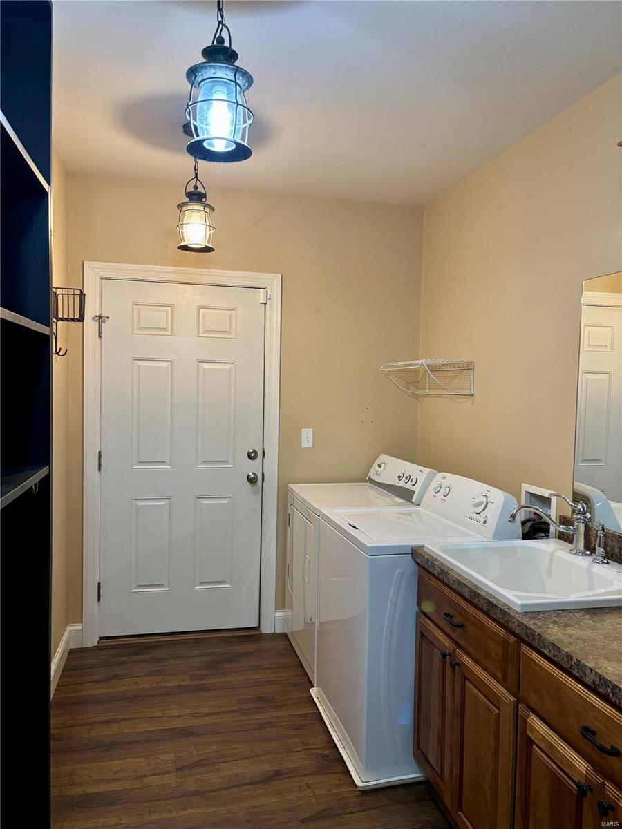 15096 Highway T Property Photo 15