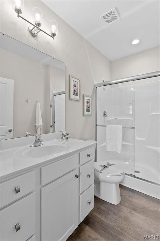 885 Walter Way Property Photo 7