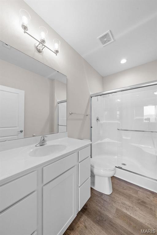 881 Walter Way Property Photo 5