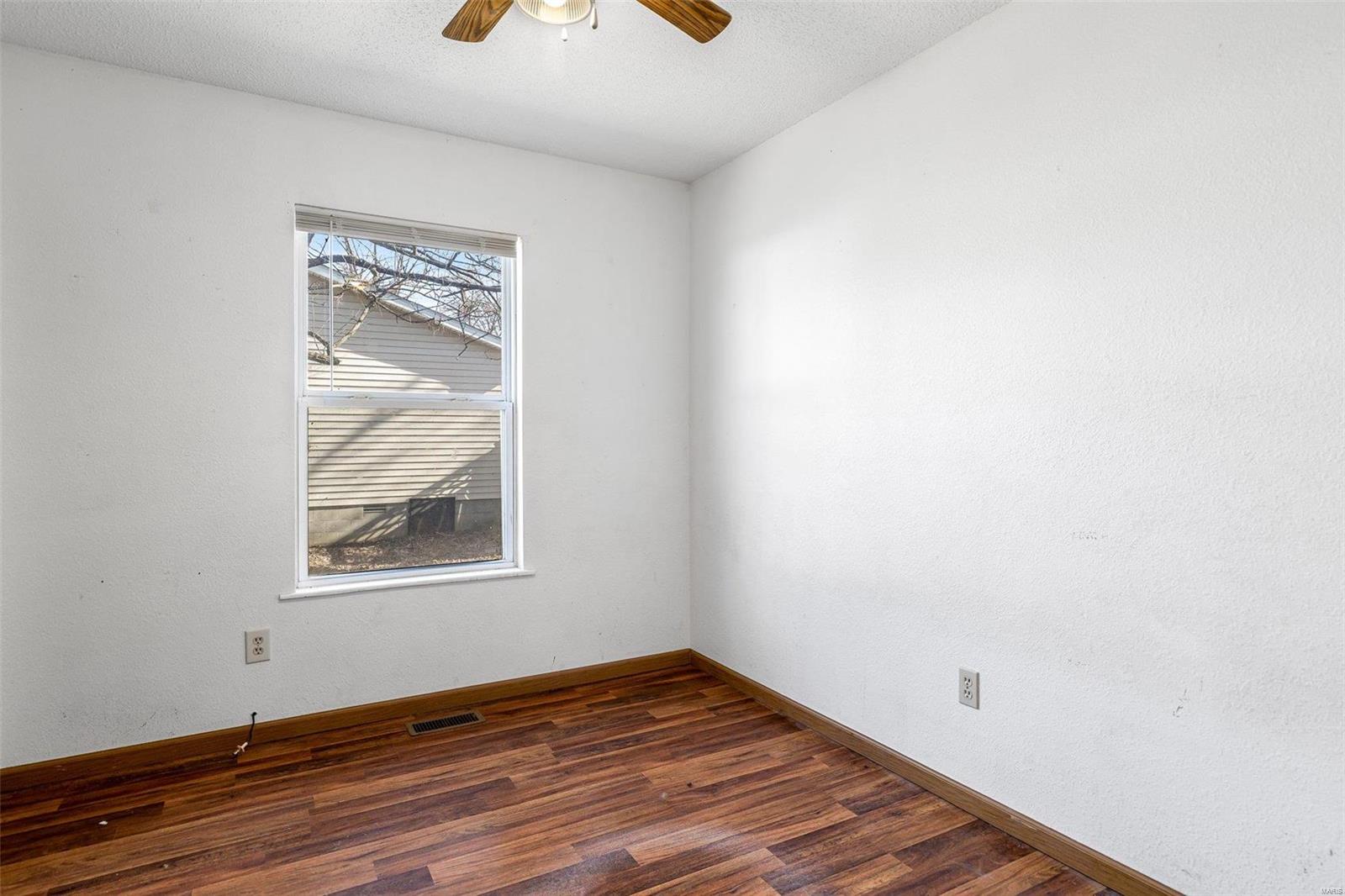 596 Huntleigh Court Property Photo 18