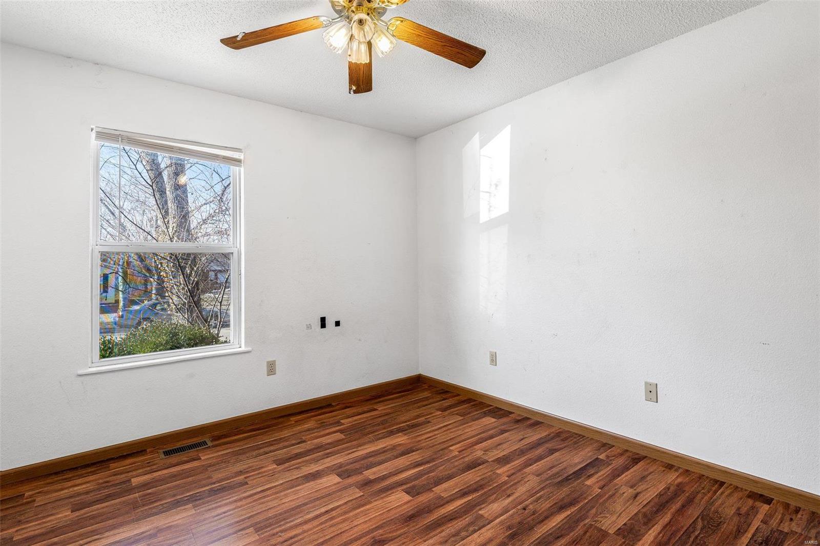 596 Huntleigh Court Property Photo 22