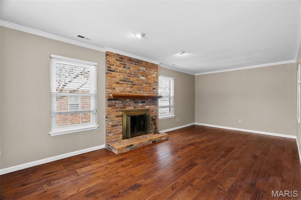 1619 Florine Boulevard E Property Photo 3