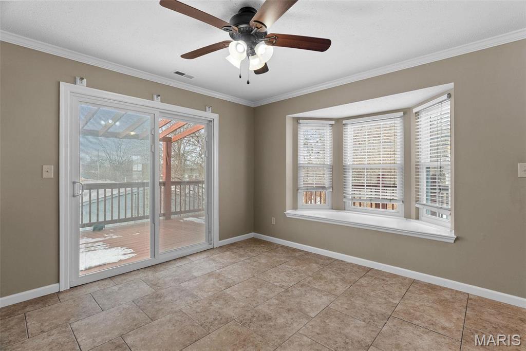 1619 Florine Boulevard E Property Photo 8