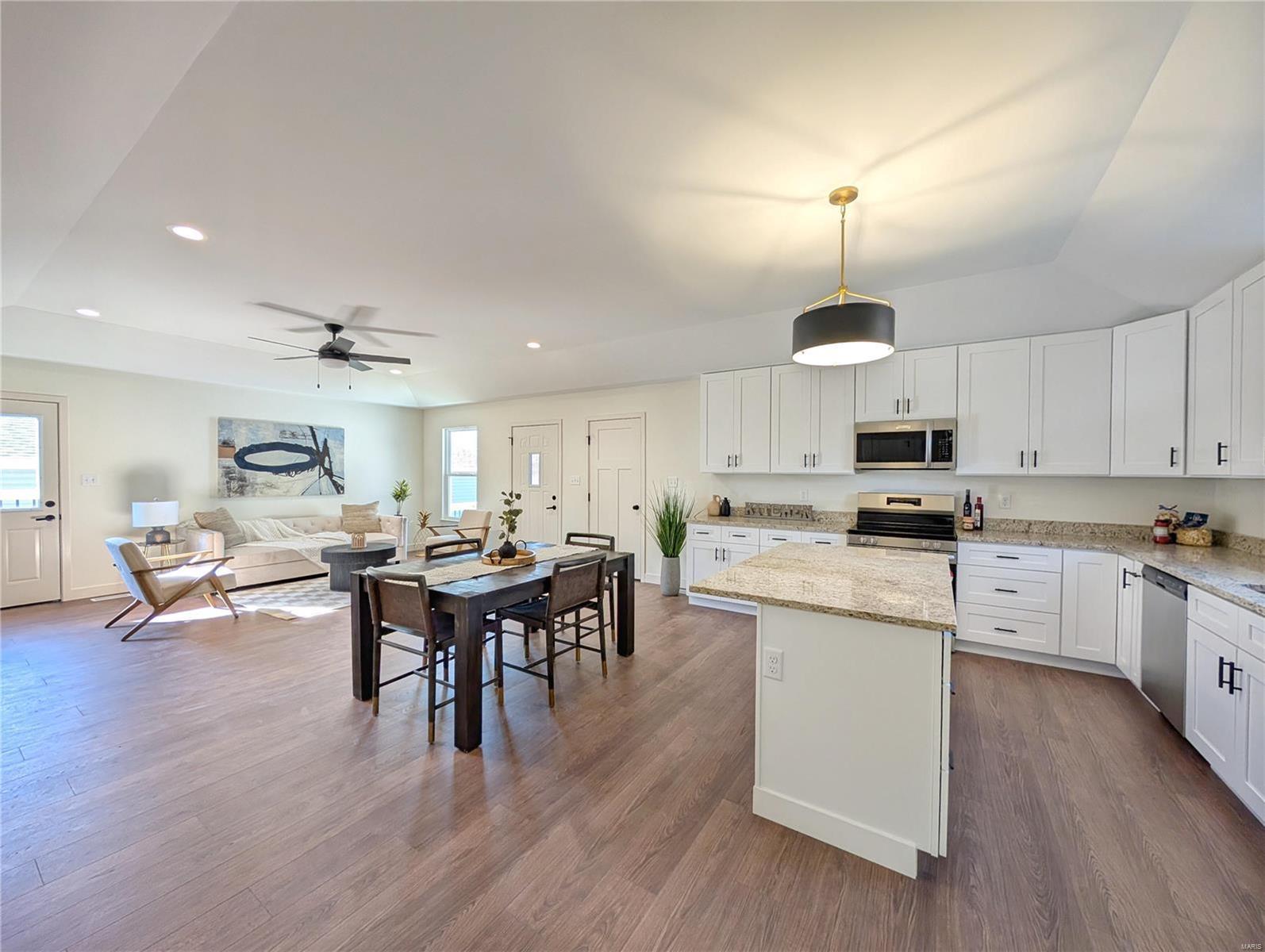 1086 S. Shore Property Photo 7