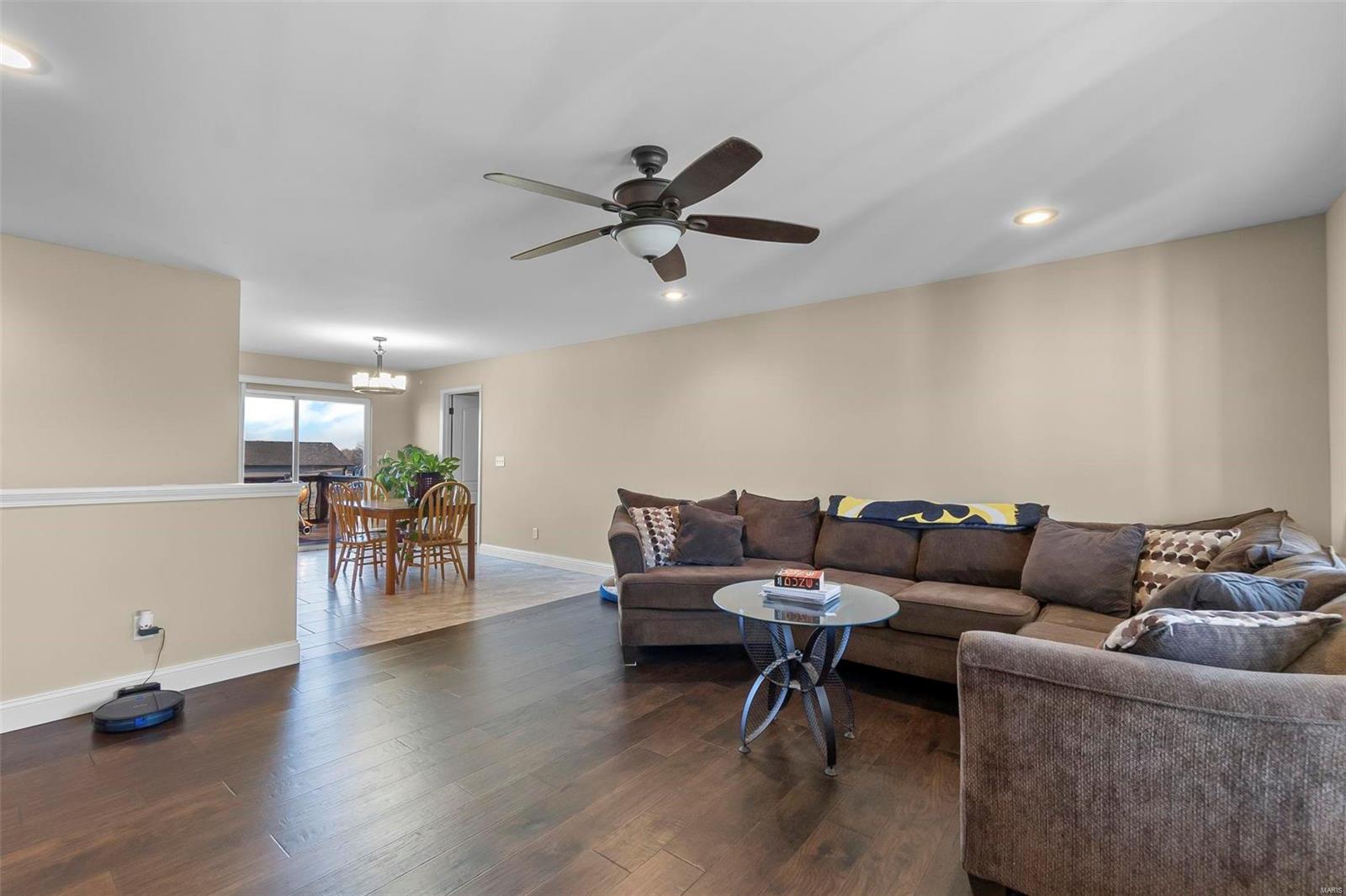 203 Fraser Ridge Property Photo 8