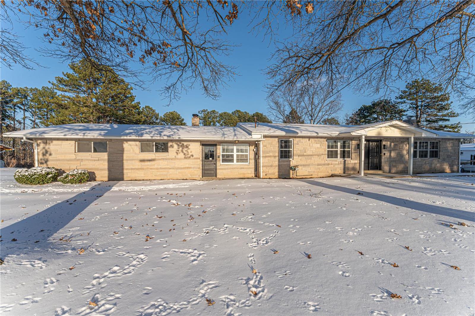 11712 Gamel Cemetery Road Property Photo 1