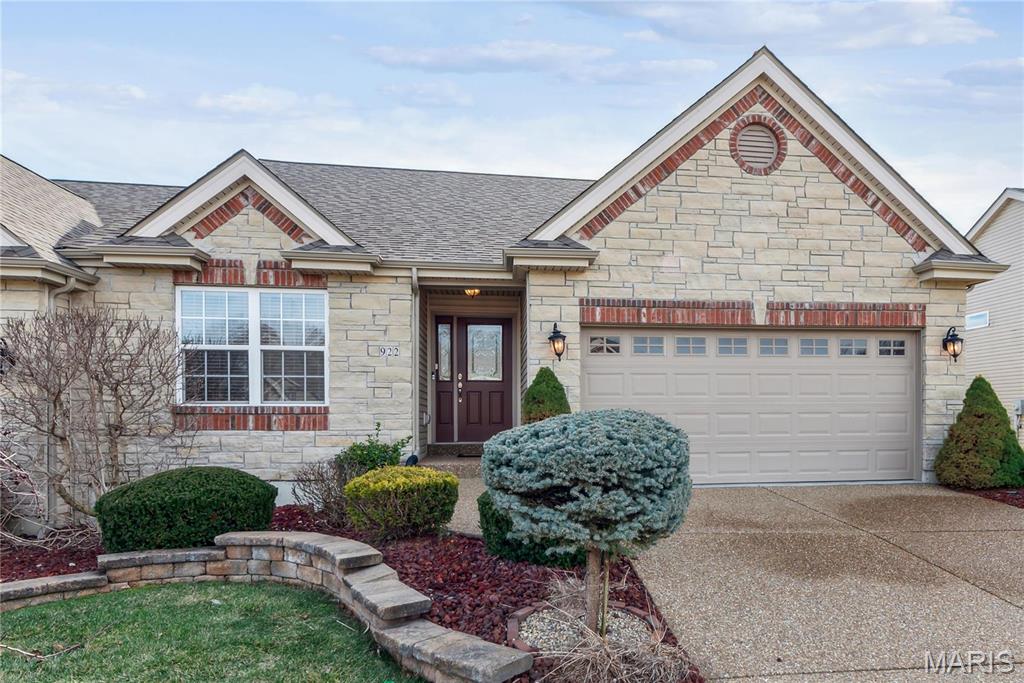 922 Daffodil Ridge Drive Property Photo 1