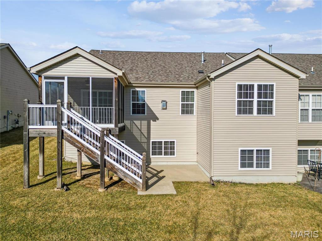 922 Daffodil Ridge Drive Property Photo 3