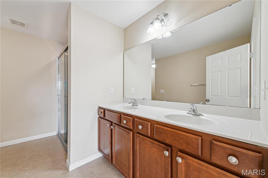 922 Daffodil Ridge Drive Property Photo 15