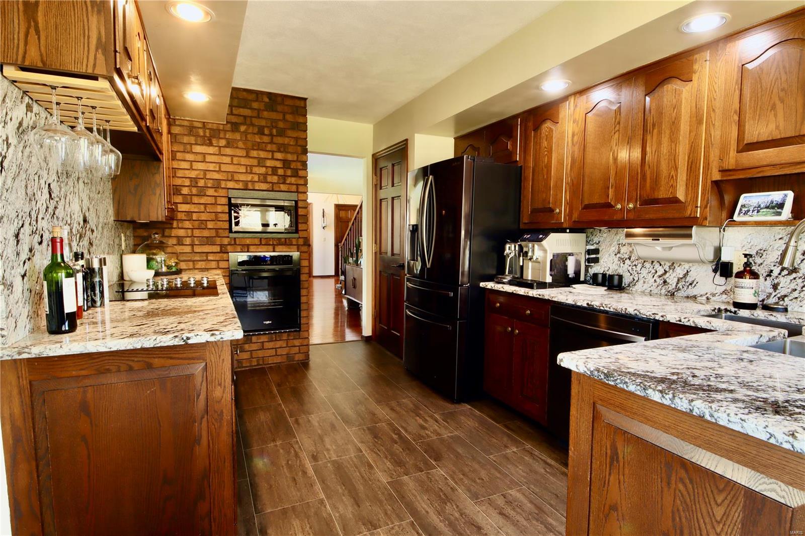 717 Ozark Drive Property Photo 10