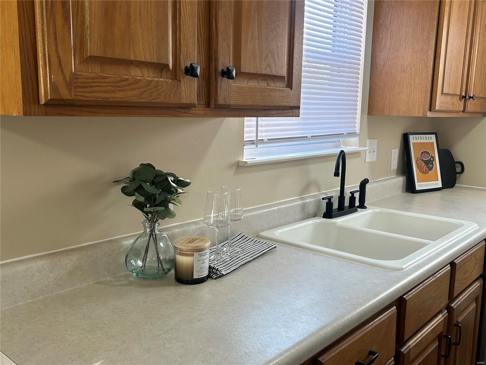 3709 Somers Street Property Photo 4