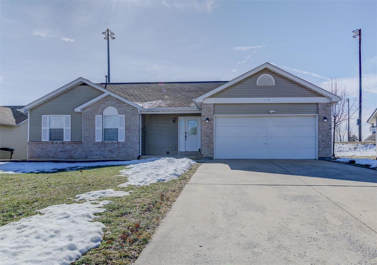 Wentzville Middle Real Estate Listings Main Image
